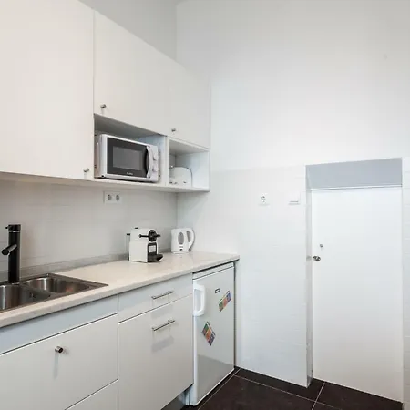 Flh Santa Marta Charming Flat With Terrace Лиссабон